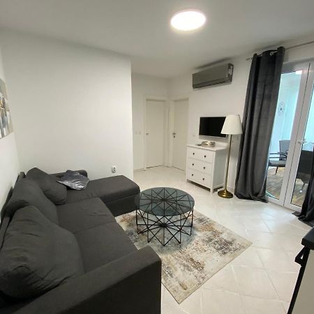 Apartment Bobby Novalja Extérieur photo